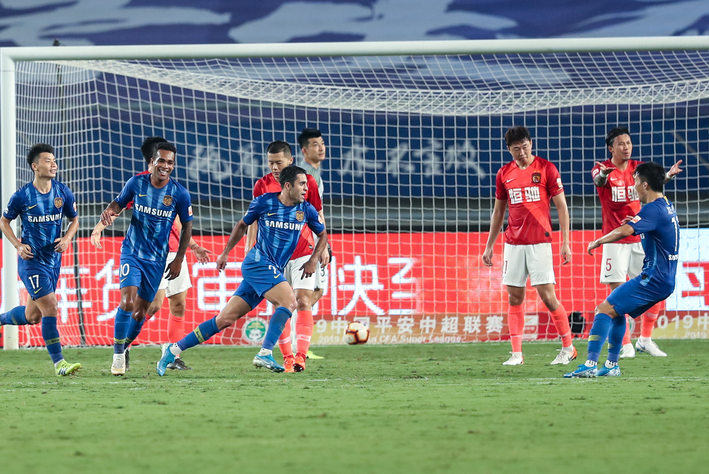 kaiyun app-包含孟菲斯灰熊迎中超关键赛，集结日扳平良机，态度坚定，团队化学反应显著的词条-kaiyun app